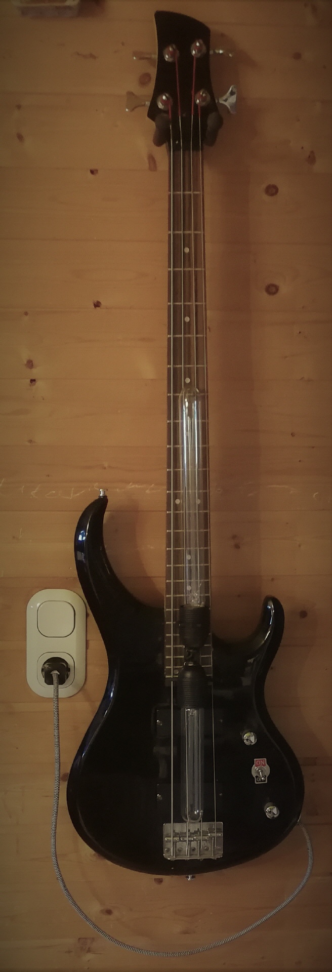 Alter Anfänger Bass